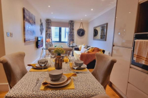 City Centre Riverside Apartment